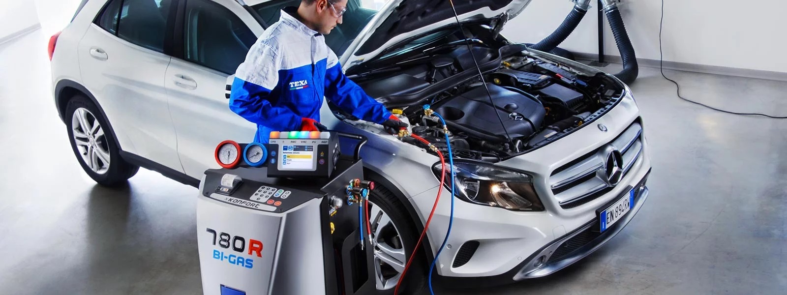 Диагностика и заправка кондиционера от 2000 р.